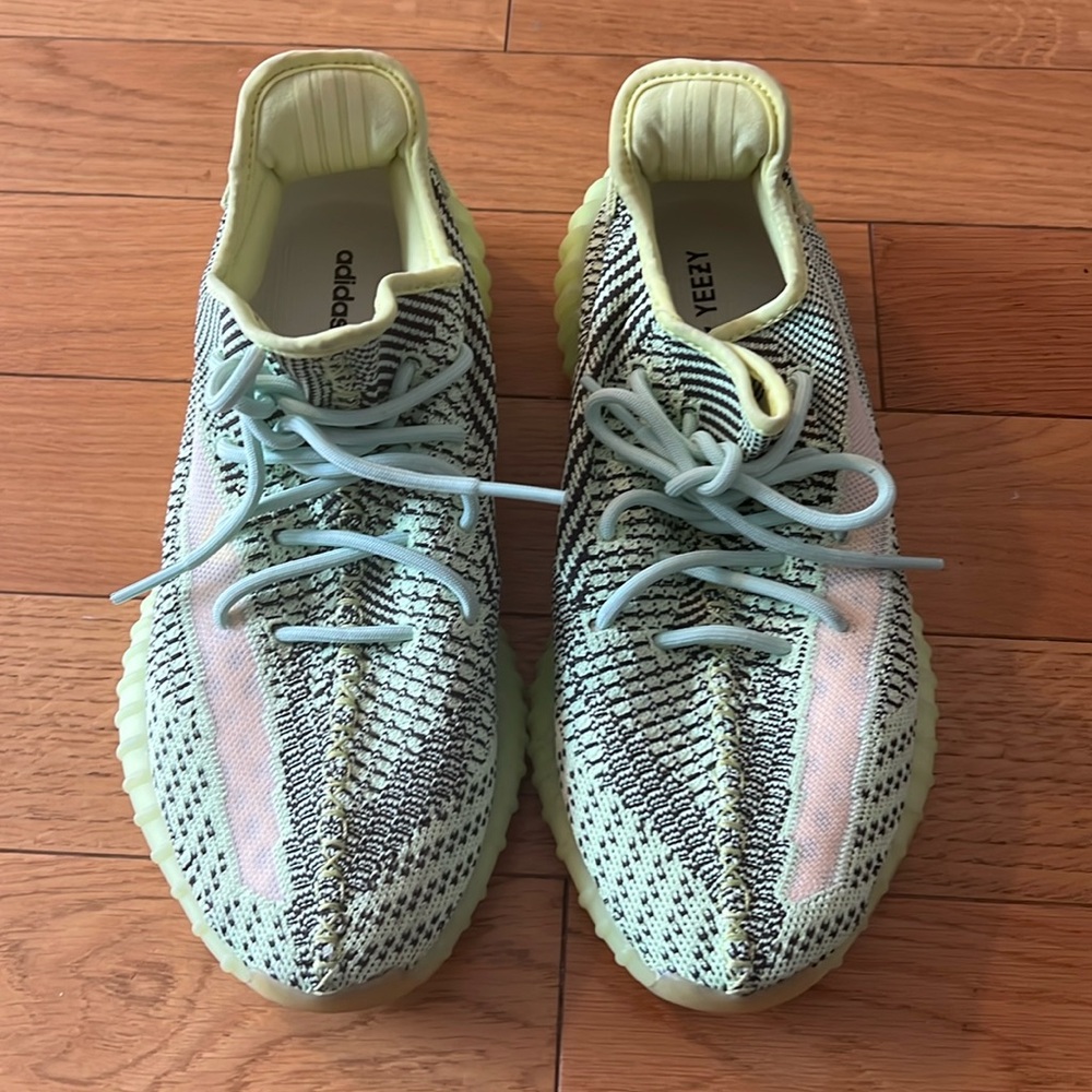 Men’s Yeezy adidas boot yeezy 350 v2 non reflective semi frozen green sneaker